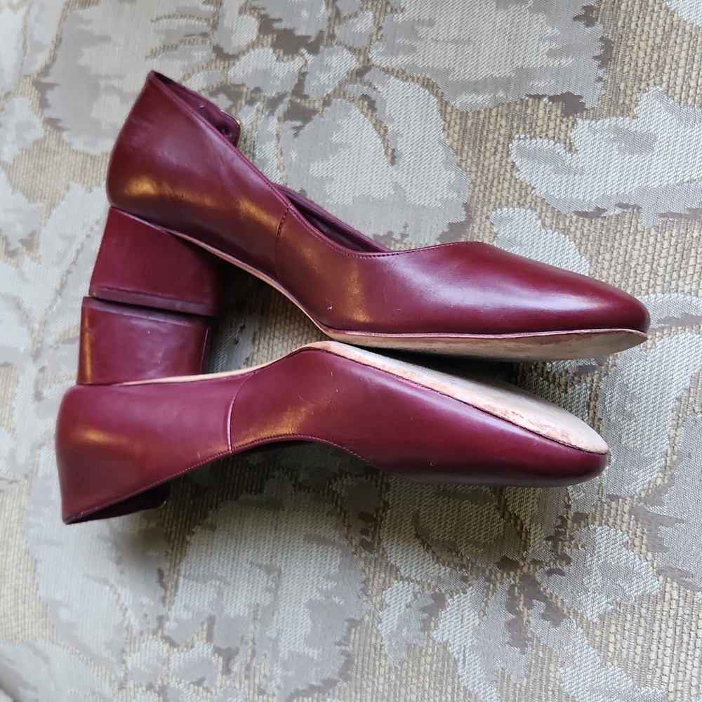 Burgendy Burch Elizabeth Pumps - Picture 3 of 12
